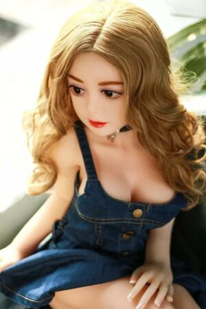 Милдред - Руса мини секс кукла с големи гърди