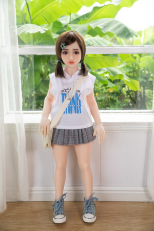 Ashlyn - Mini poupée sexuelle japonaise à petits seins
