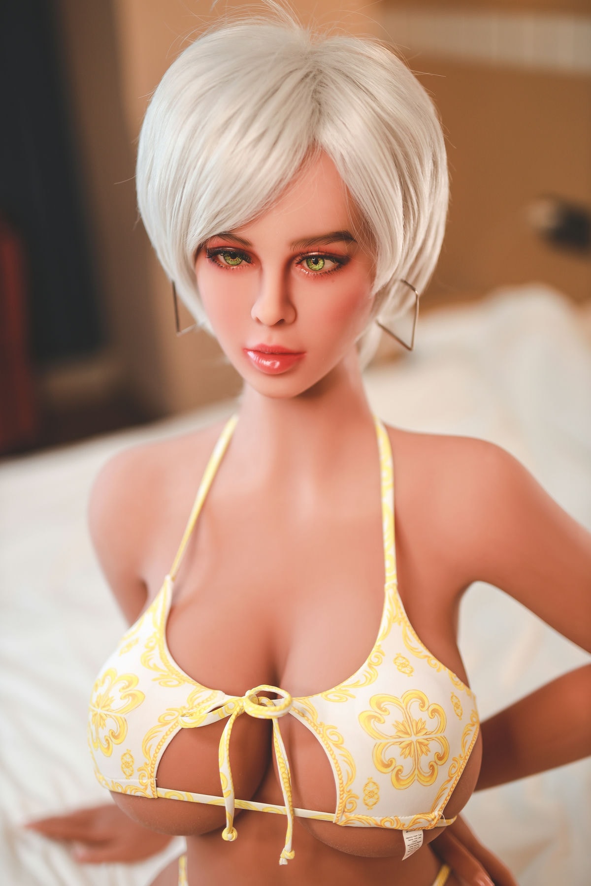 ダミアン - セクシーな日焼けしたセックス人形